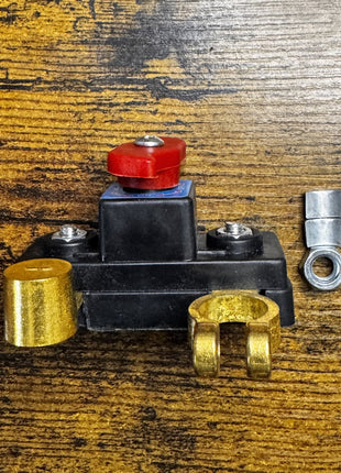 PAR DE DESCONECTADORES DE BATERÍA CON INTERRUPTOR ON/OFF