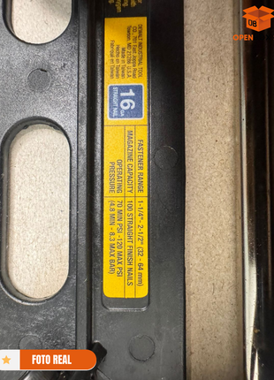 CLAVADORA NEUMATICA MARCA DEWALT