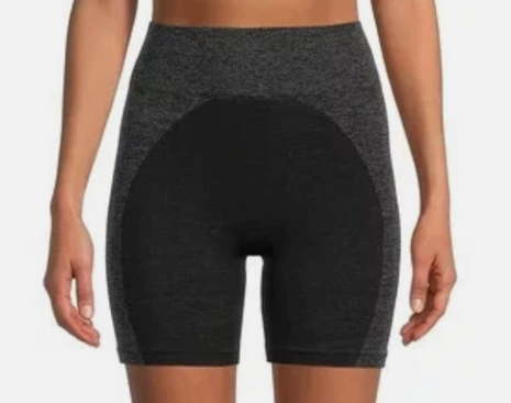 LEGGINS CORTOS NEGRO CON PUSH UP MARCA CHLOE TING