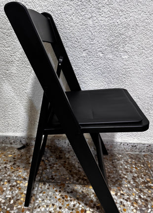 SILLA PLEGABLE INFANTIL  CON ASIENTO ACOLCHADO NEGRO
